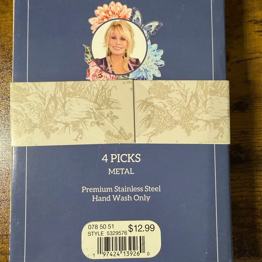 Dolly Parton Set of 4 Butterfly Appetizer Forks. NEW - Picture 4 of 4